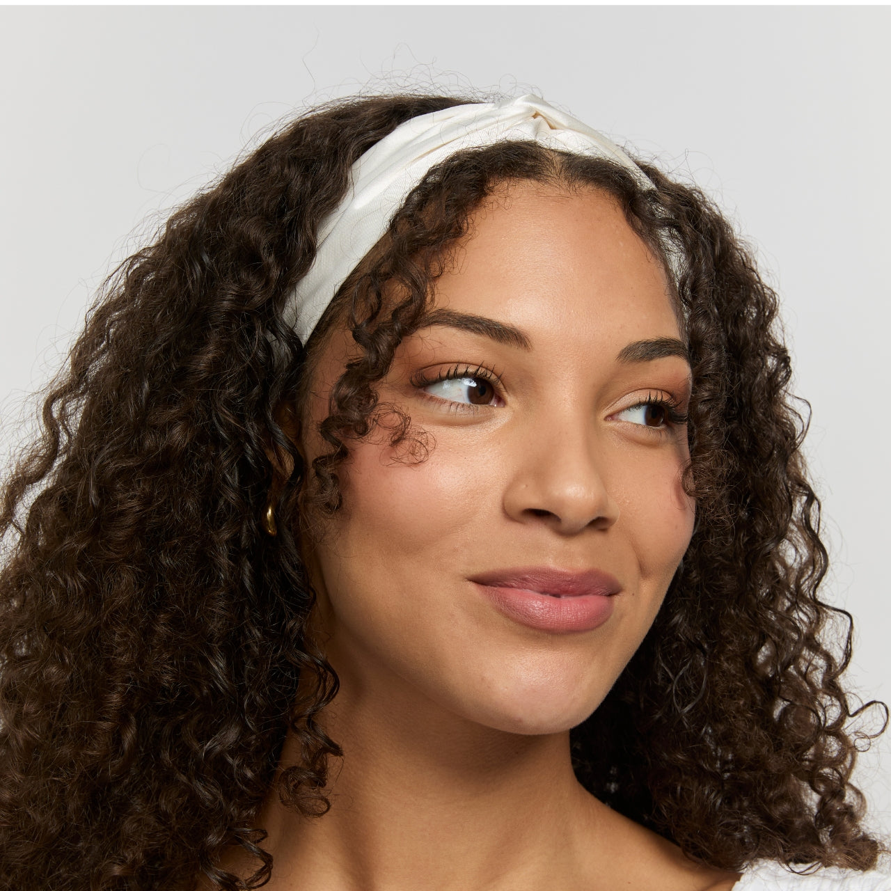 Silver Cloud Satin+ Headband Santorini White