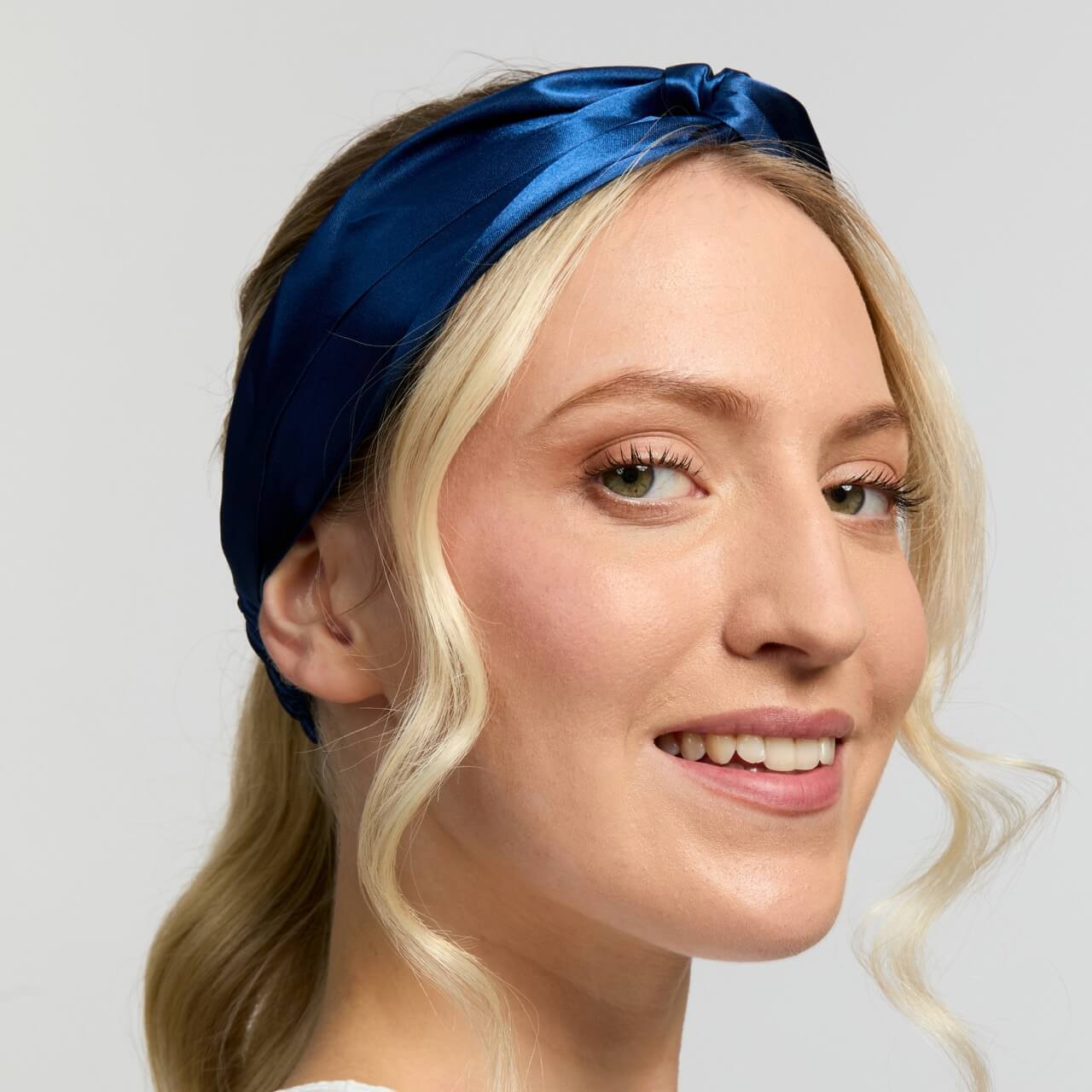 Silver Cloud Satin+ Headband Santorini Navy